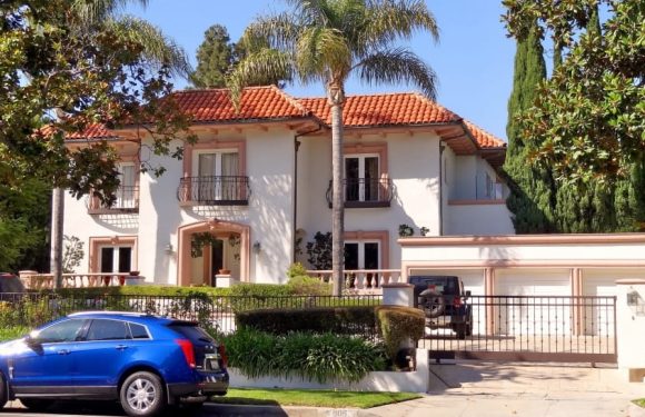 Can You Get an HHA Certificate Online? What You Need to Know