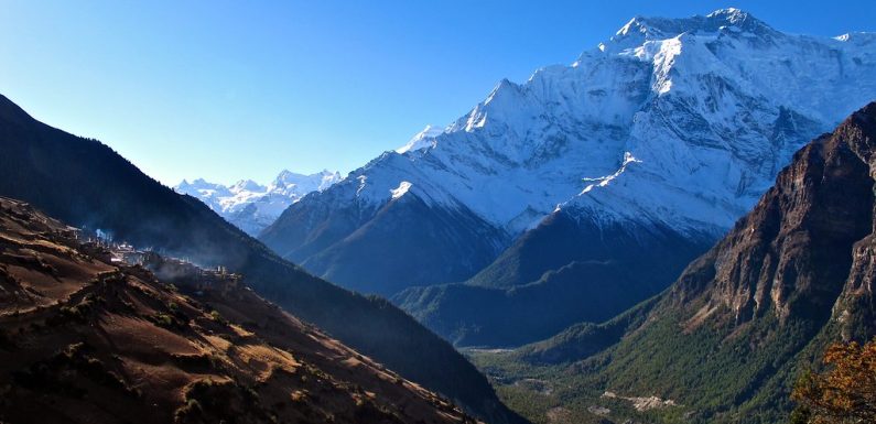 Annapurna Circuit Trek: Easy Guide to a Safe Adventure